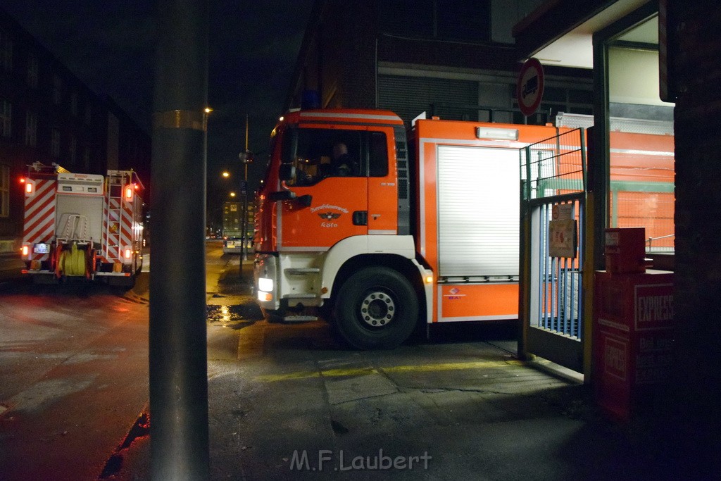 Brand Buerocontainer KHD Gelaende Koeln Deutz Deutz Muelheimerstr P16.JPG - Miklos Laubert